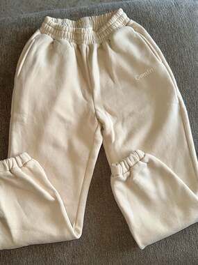 Comfrt Unisex Cloud Sweatpants in Beige, Size Small